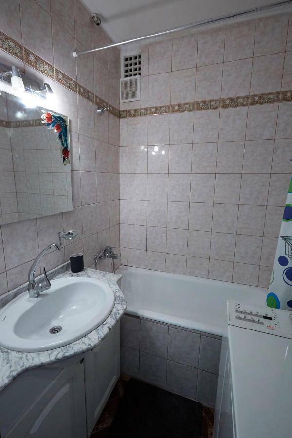 Egyetemváros - A. apartman Pécs Exterior foto